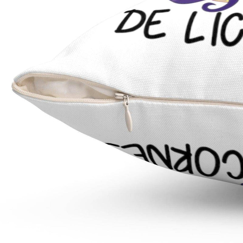 Dresseuse de Licornes Spun Polyester Square Pillow - Geek Store